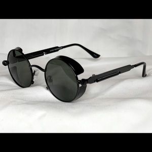 Sunglass Spot Black Sunglasses